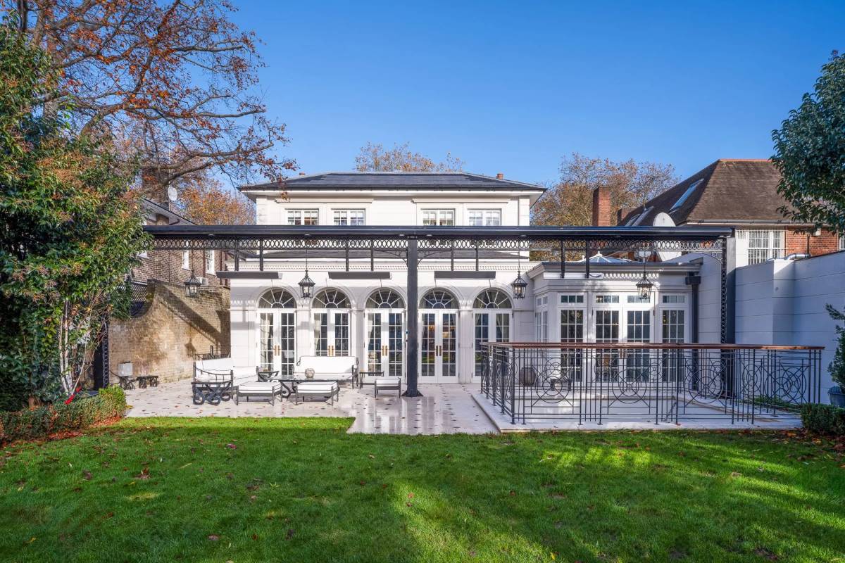 The Top Houses in London for Sale! Are You Ready to Buy or Invest?