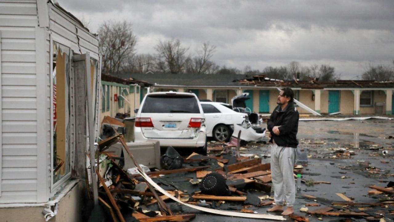 Cyclone caused huge devastation in Kentucky, America, uncontrollable  situation due to bad weather, more than 80 people died so far